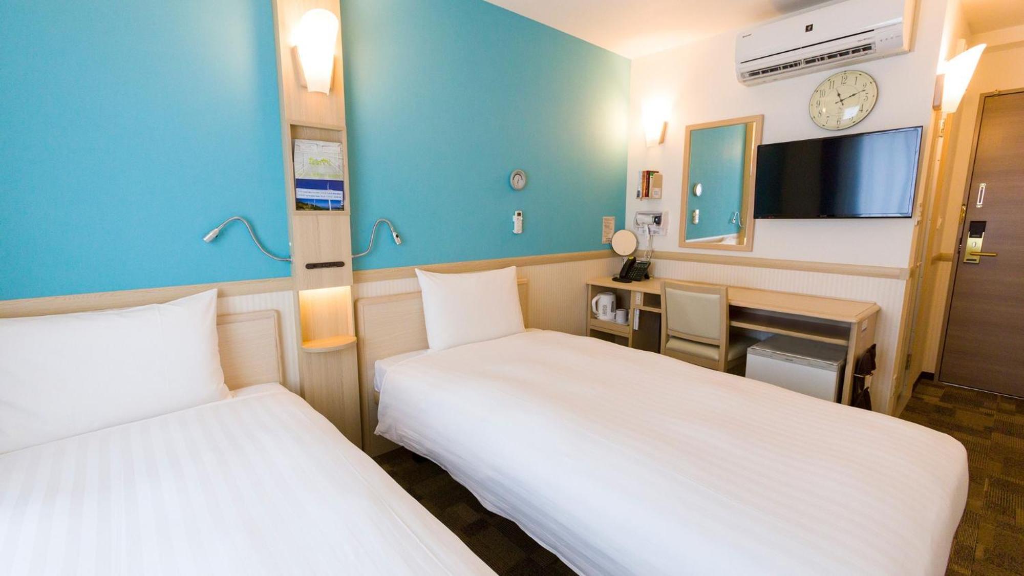 Toyoko Inn Ebina Eki Higashi Guchi Room photo